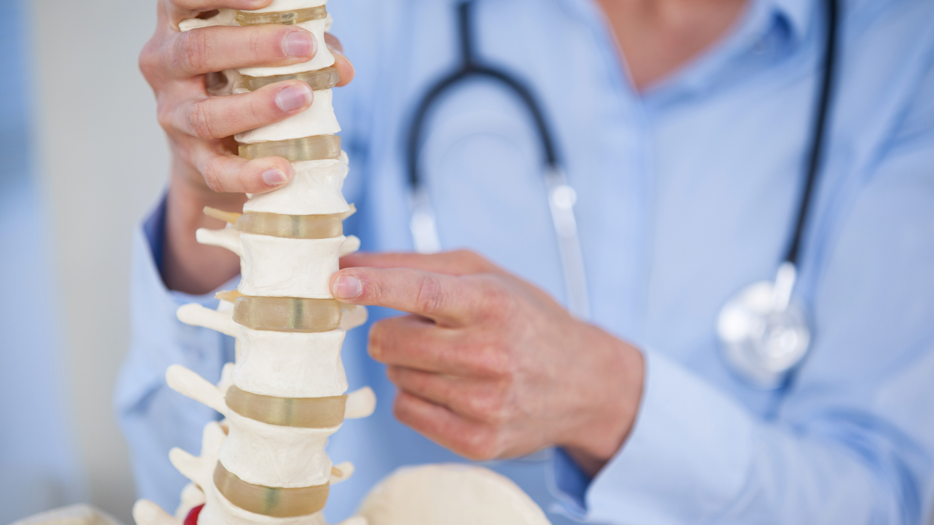 Ortopedie și traumatologie: Soluții chirurgicale și nechirurgicale pentru o viață activă